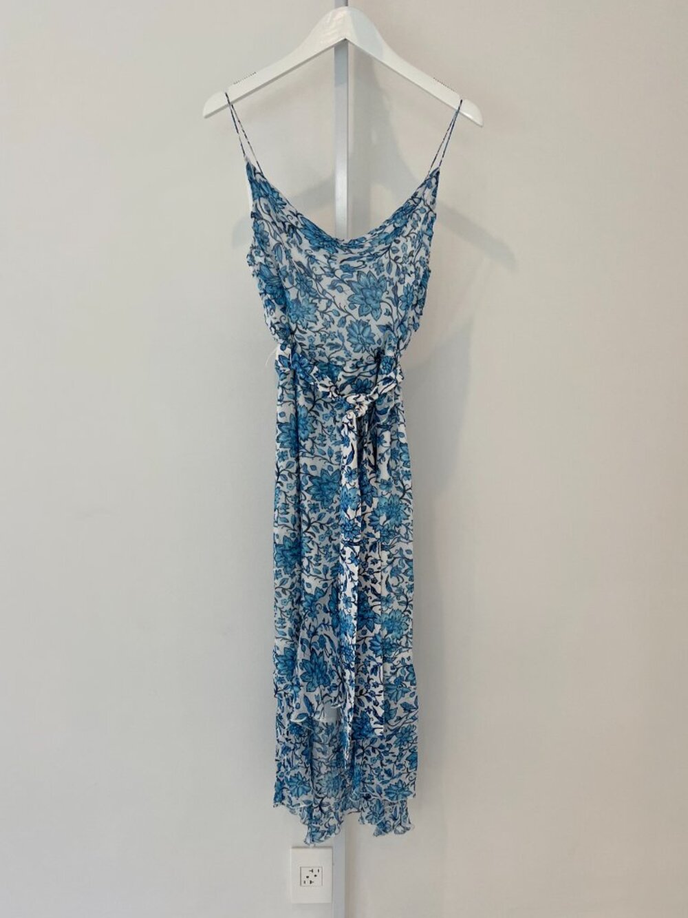 ALICE + OLIVIA WHITE BLUE BELTED DRESS SIZE US 8